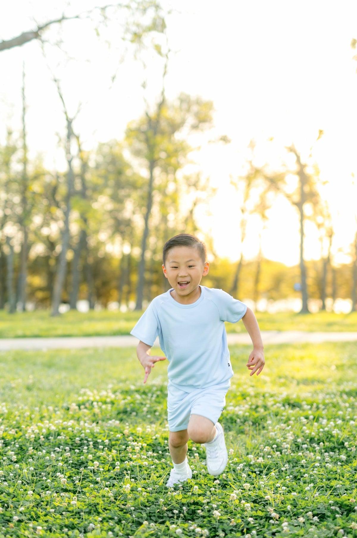 Short Sleeve Jogger Set in Breeze | Kyte Baby