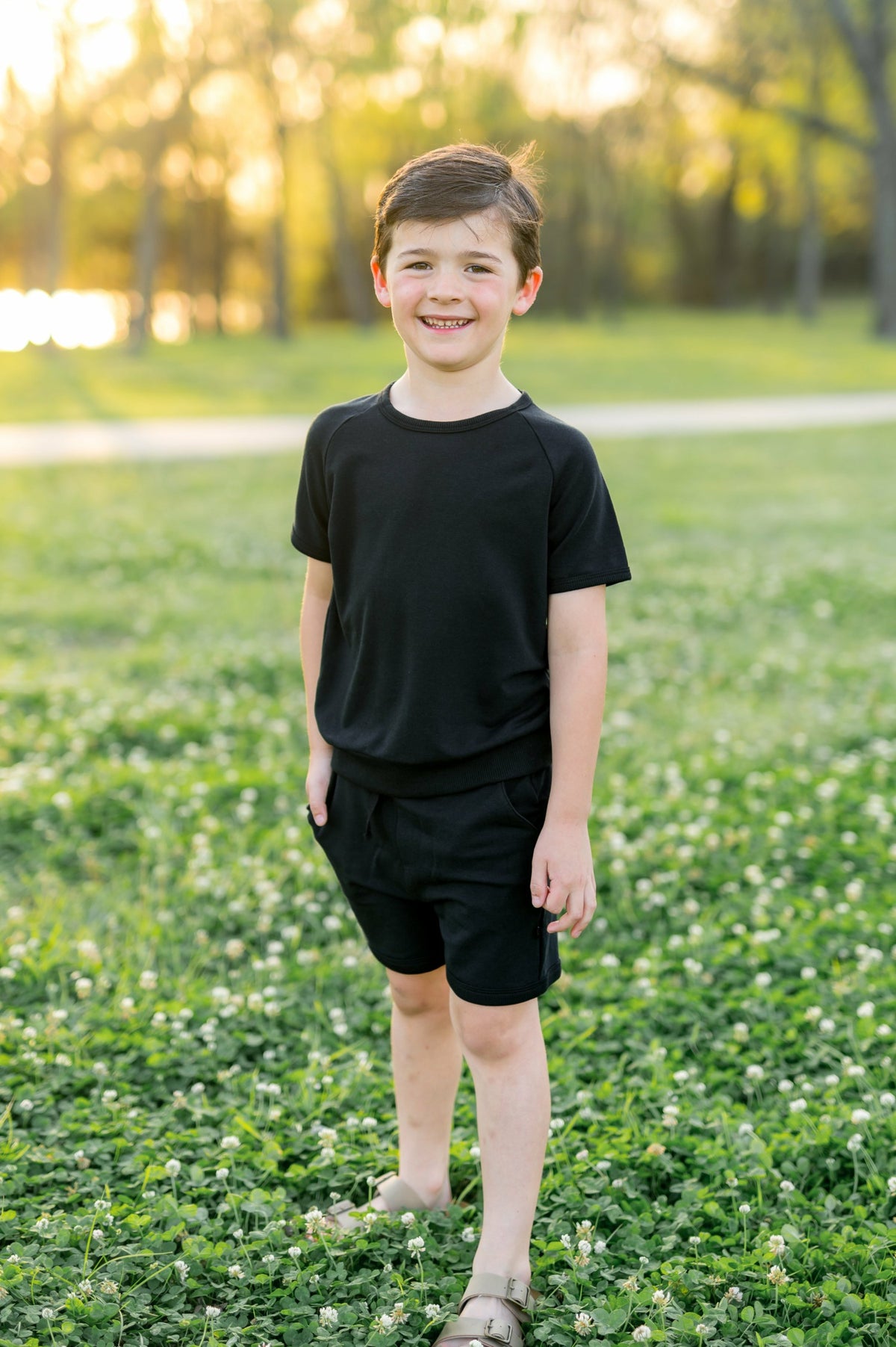 Short Sleeve Jogger Set in Midnight | Kyte Baby