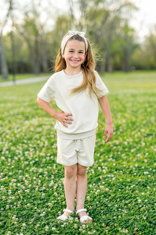 Short Sleeve Jogger Set in Oat | Kyte Baby