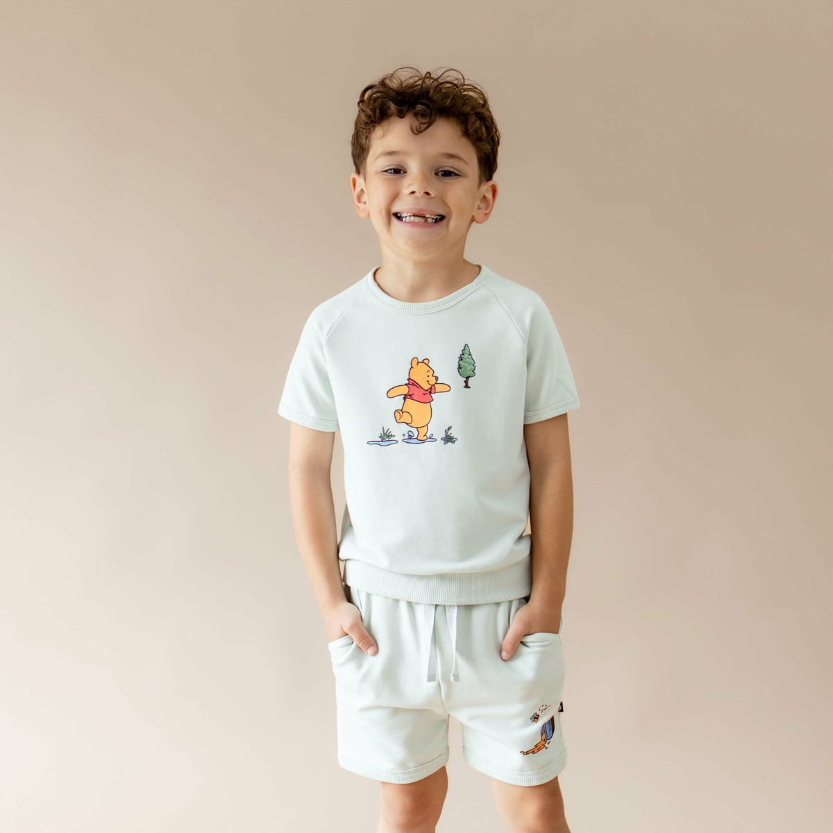 Short Sleeve Jogger Set in Winnie the Pooh on Dew | Kyte Baby