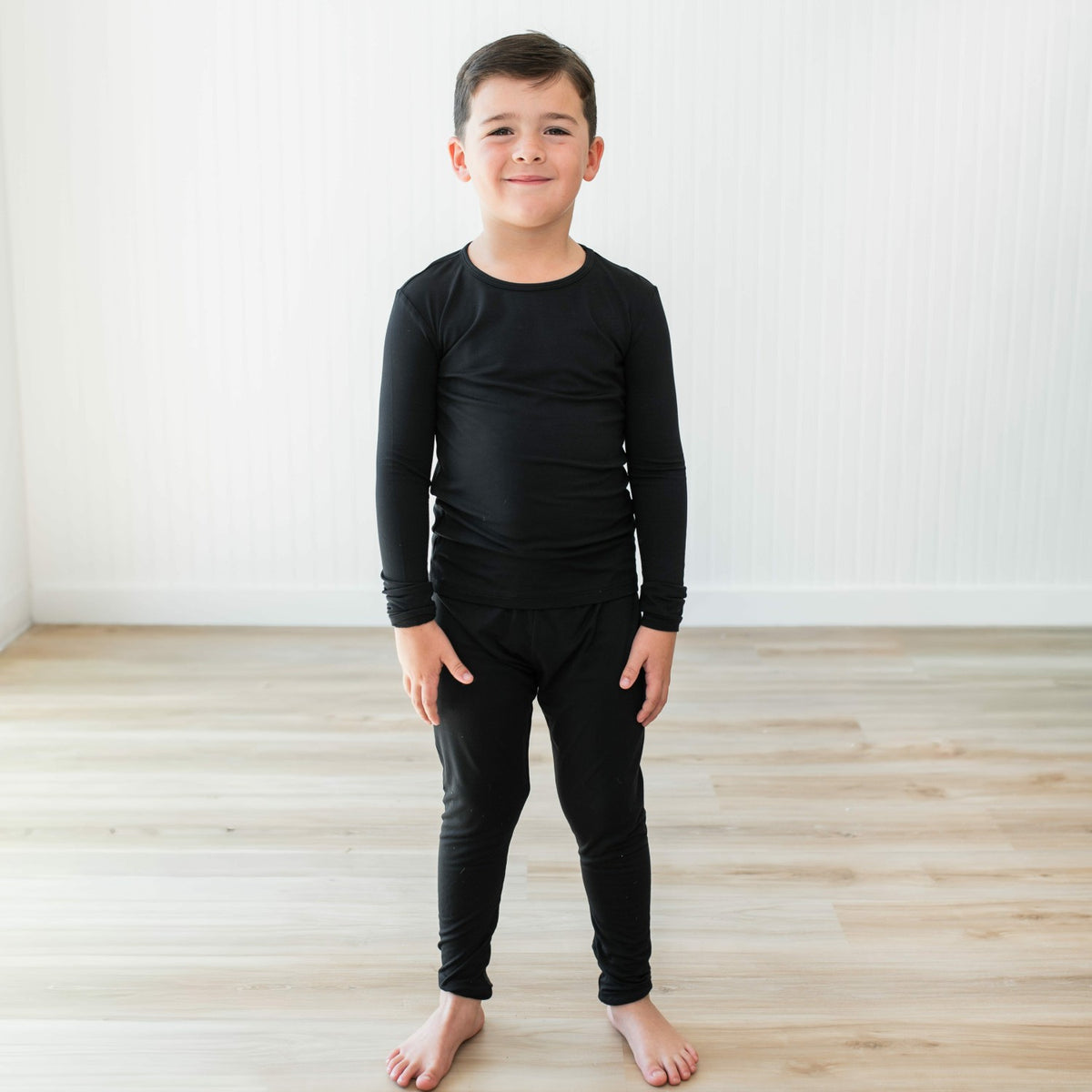 Long Sleeve Pajamas in Midnight | Kyte Baby