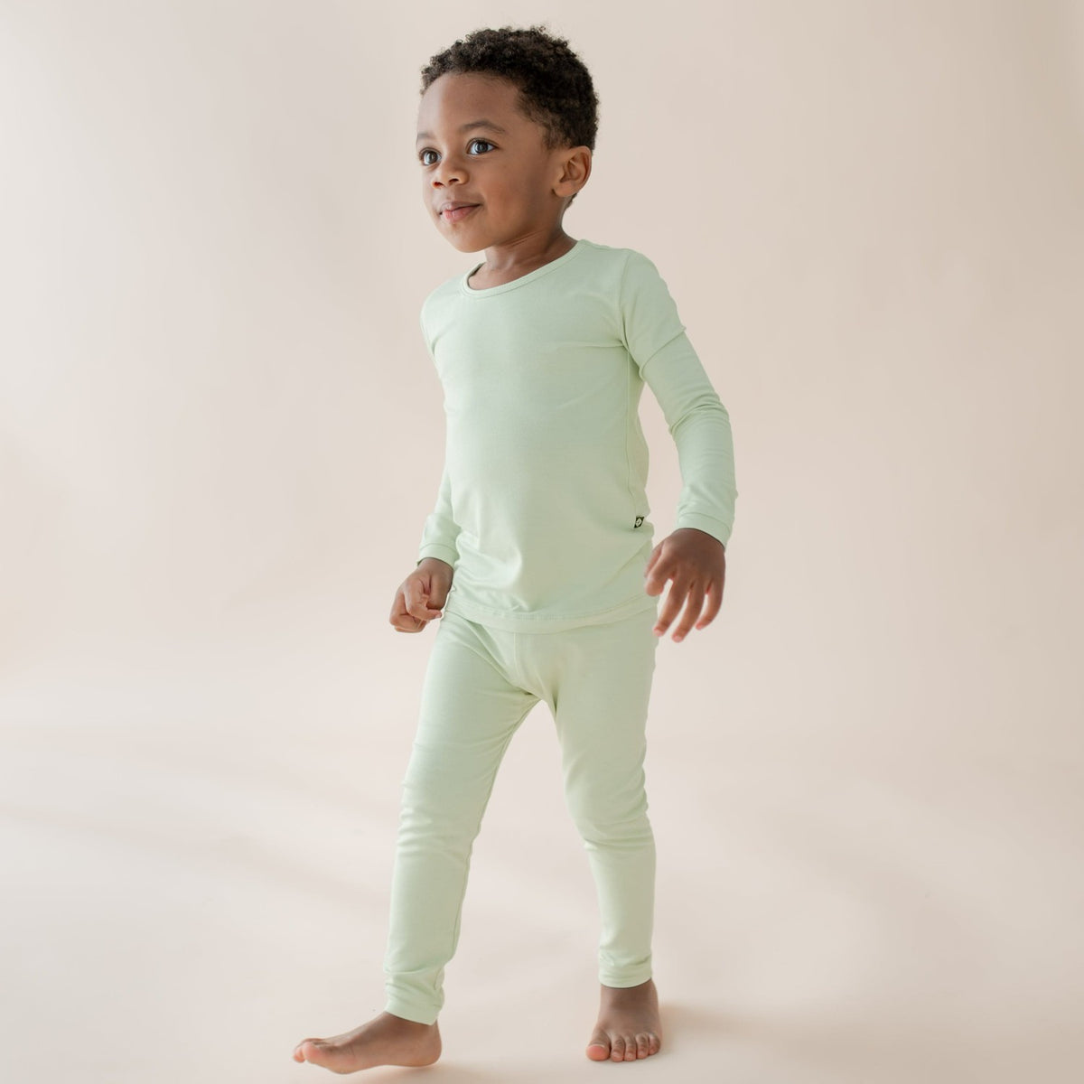 Long Sleeve Pajamas in Basil | Kyte Baby