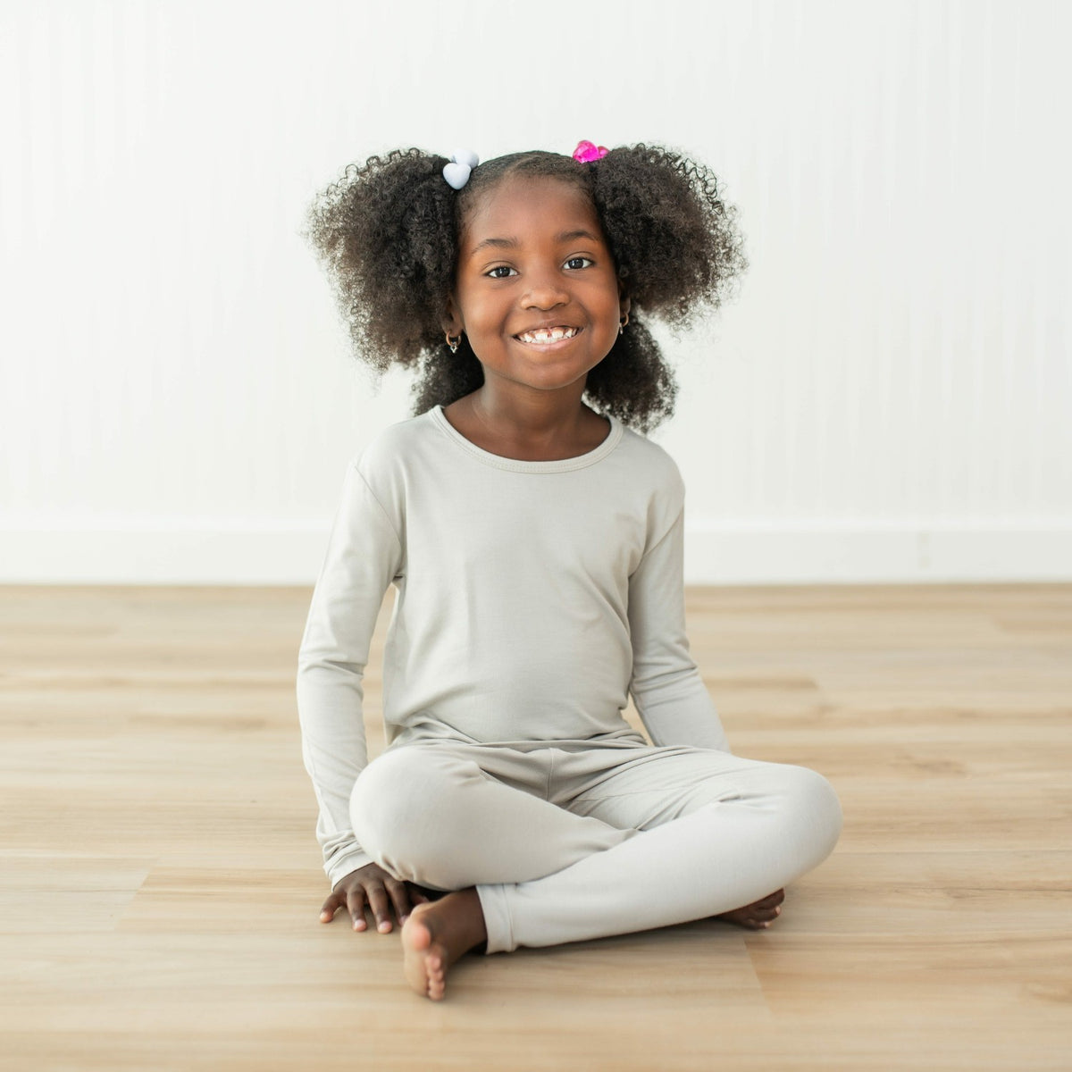 Long Sleeve Pajamas in Oat | Kyte Baby