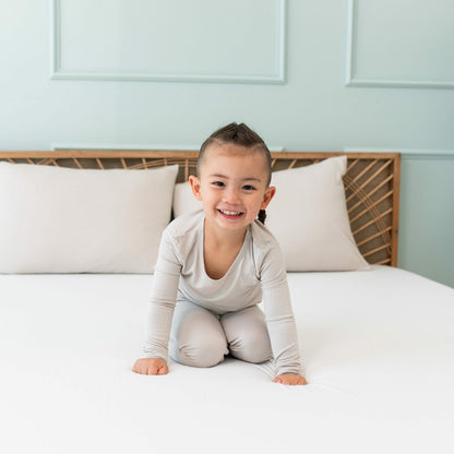 Long Sleeve Pajamas in Oat | Kyte Baby