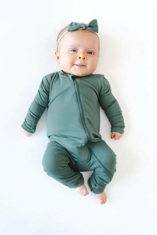 Zippered Romper in Pine | Kyte Baby