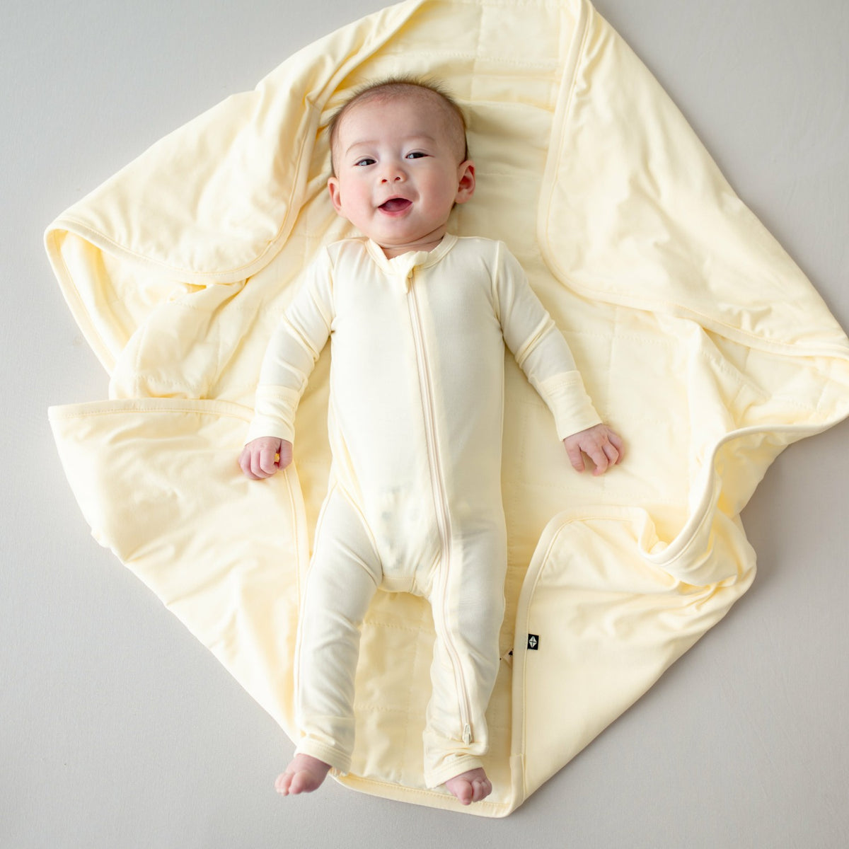 Baby Blanket in Chamomile 1.0 | Kyte Baby