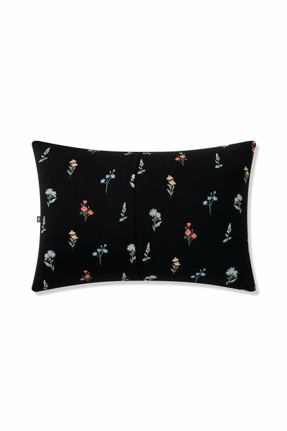 Toddler Pillowcase in Midnight Wildflower | Kyte Baby