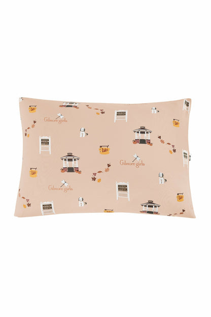 Toddler Pillowcase in Gilmore Girls | Kyte Baby