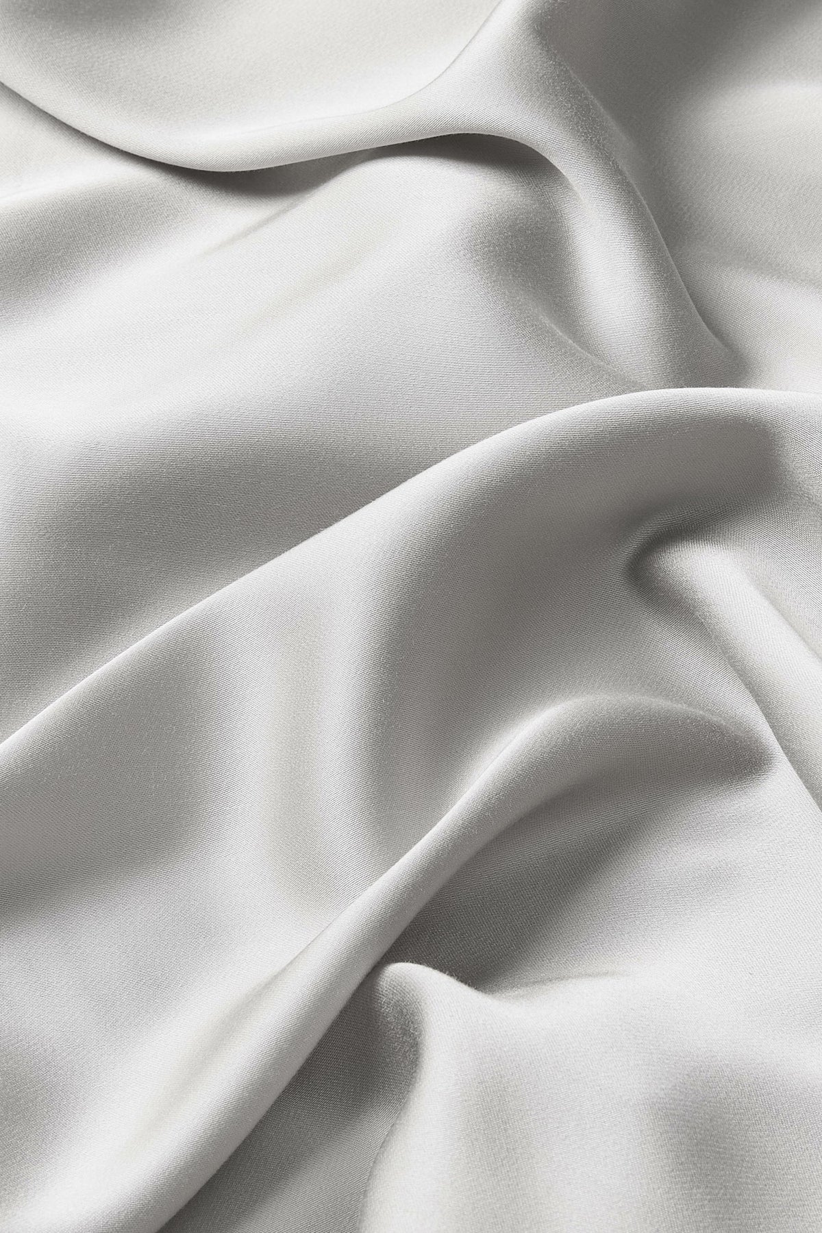 Bamboo Sateen Pillowcase Set in Dove Gray | Kyte Baby