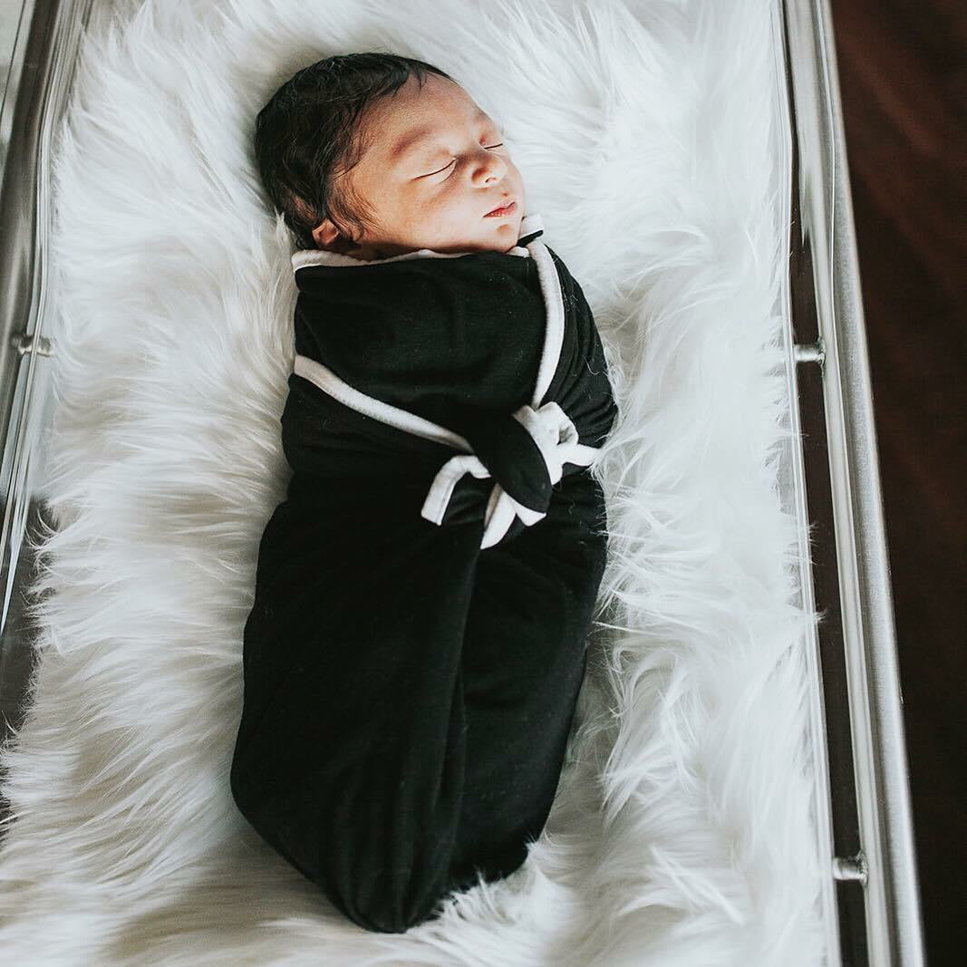 Swaddle Blanket in Midnight with Cloud Trim | Kyte Baby