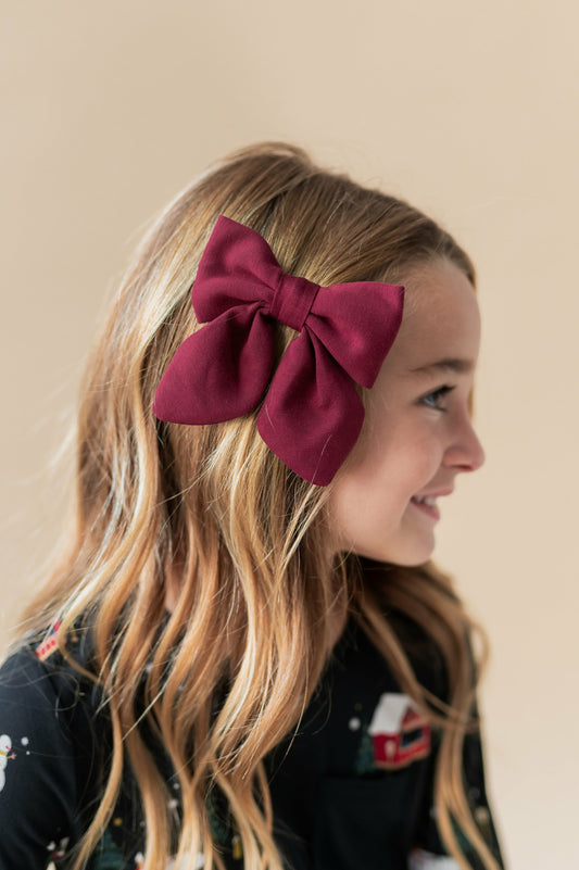 Medium Alligator Clip Bow in Burgundy | Kyte Baby