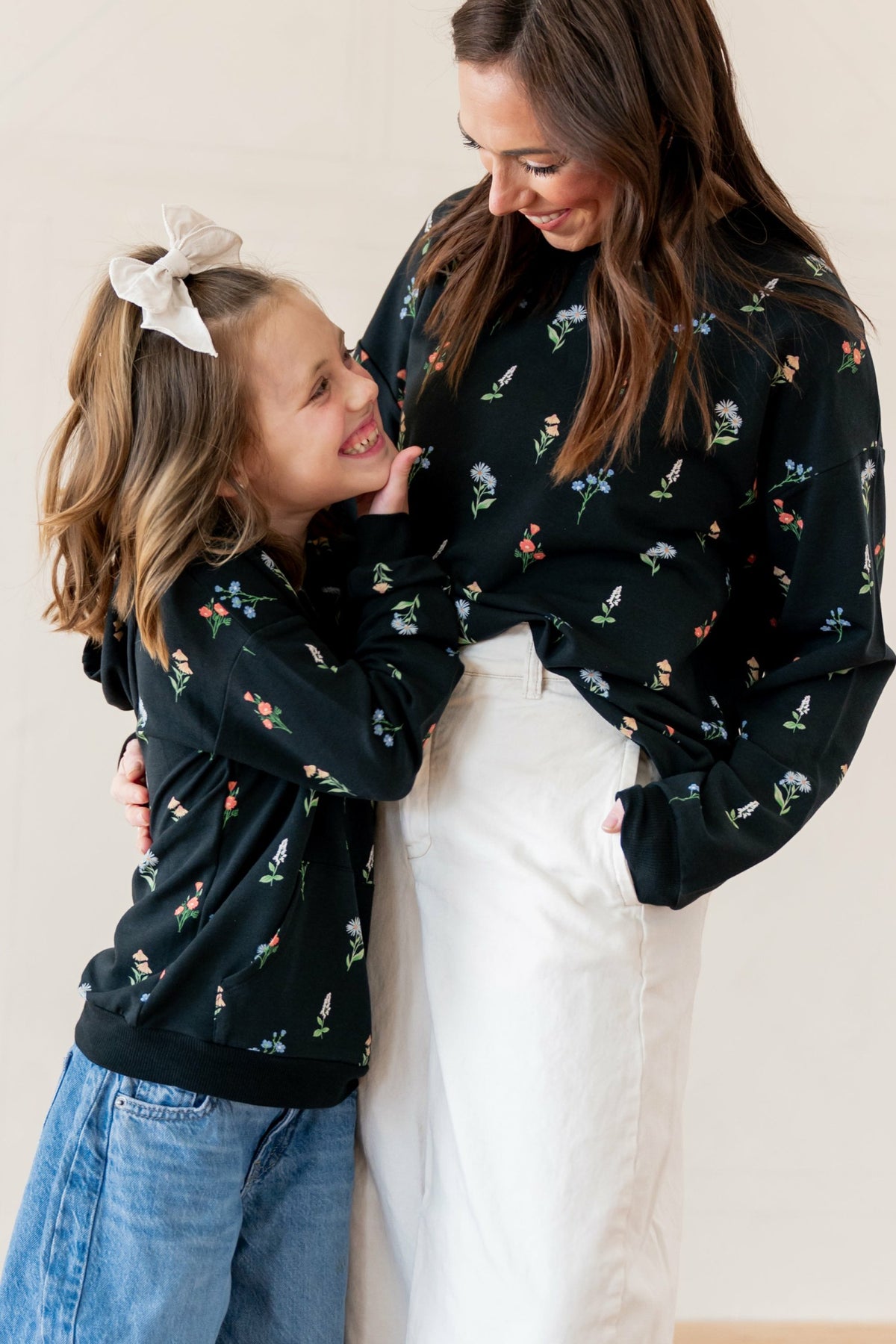 Hoodie in Midnight Wildflower | Kyte Baby