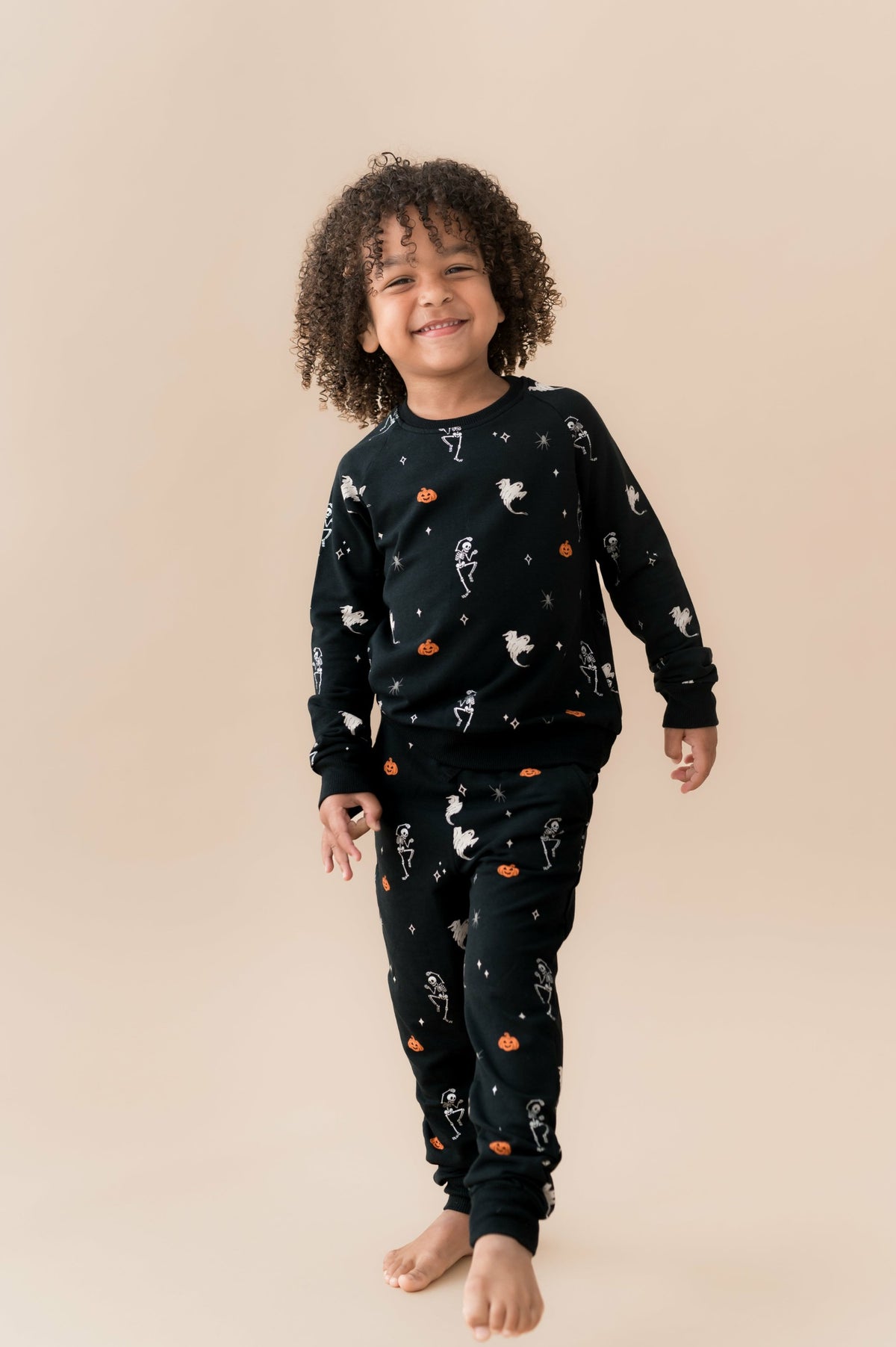 Long Sleeve Jogger Set in Halloween Friends | Kyte Baby