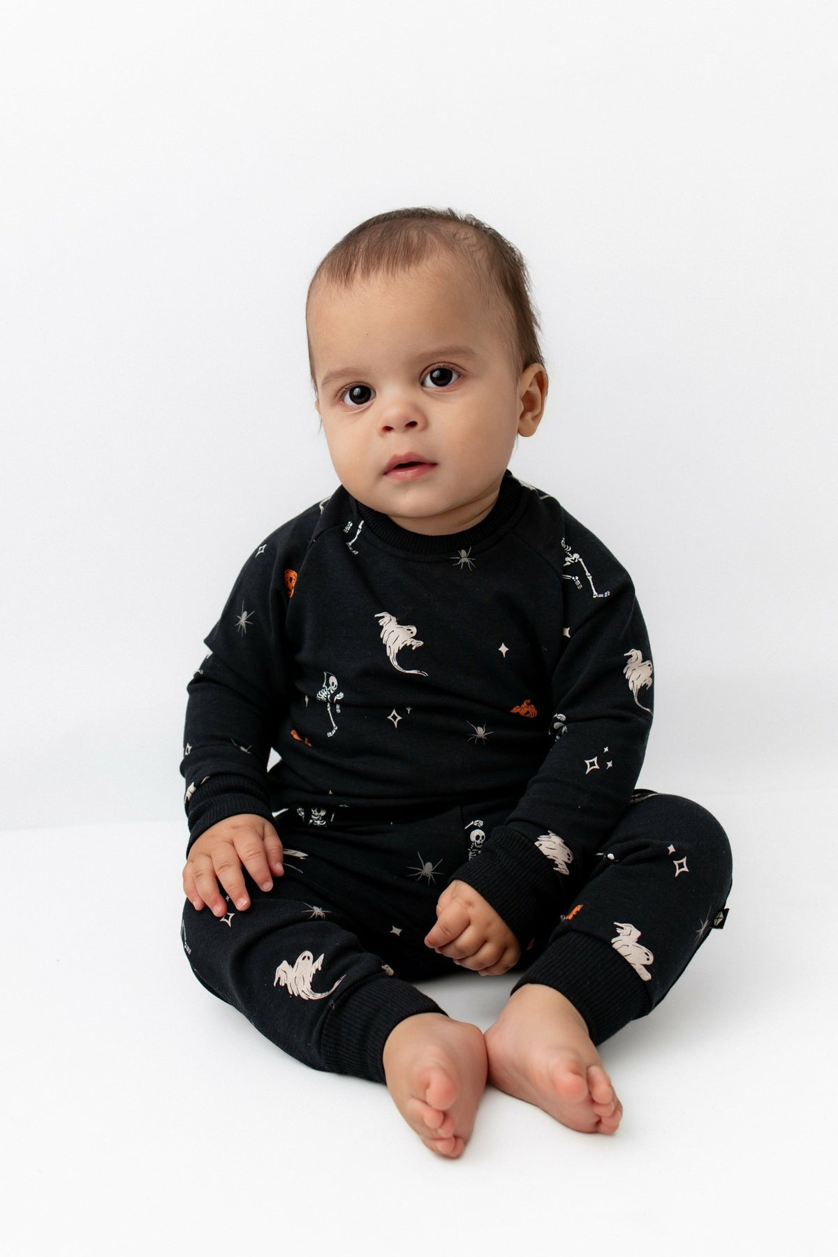 Long Sleeve Jogger Set in Halloween Friends | Kyte Baby