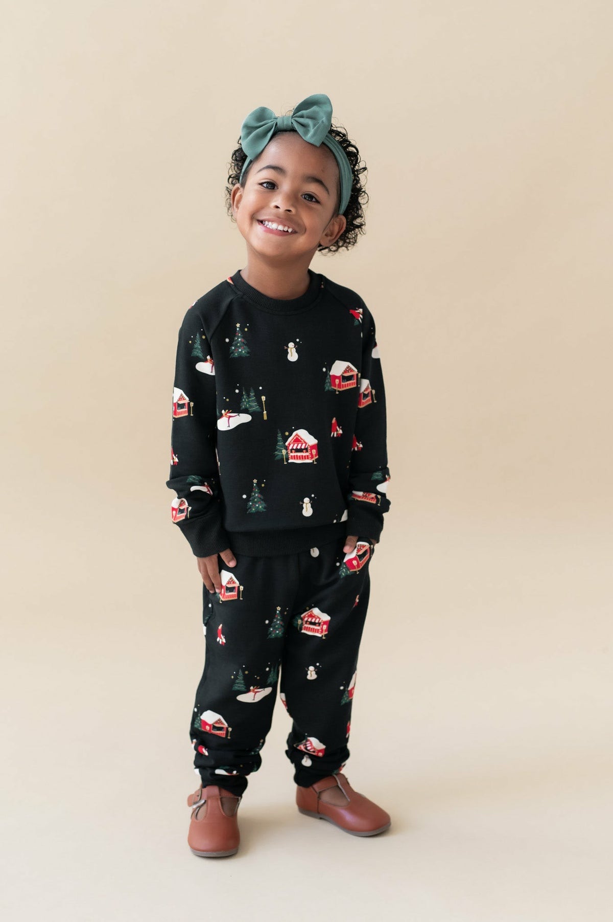 Long Sleeve Jogger Set in Winter Wonderland | Kyte Baby