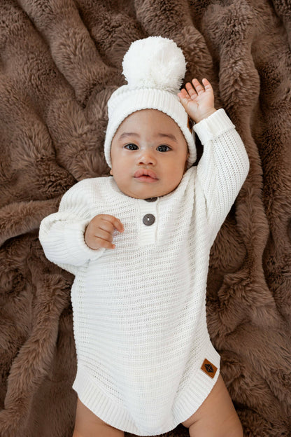 Chunky Knit Pom Beanie in Cloud | Kyte Baby