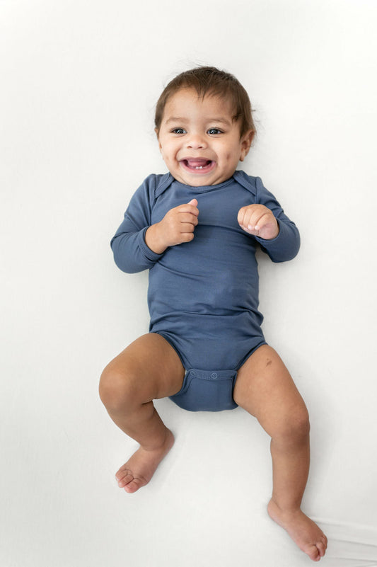 Long Sleeve Bodysuit in Oxford | Kyte Baby
