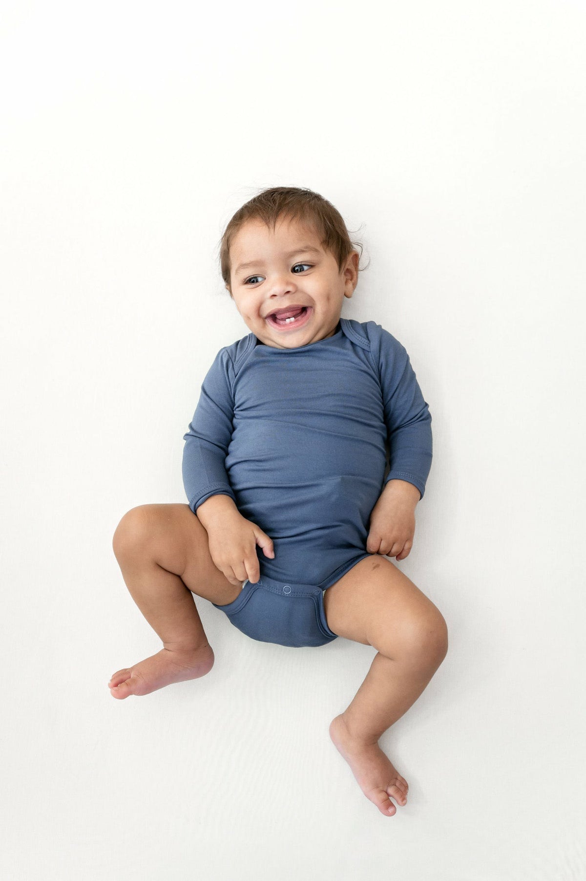 Long Sleeve Bodysuit in Oxford | Kyte Baby