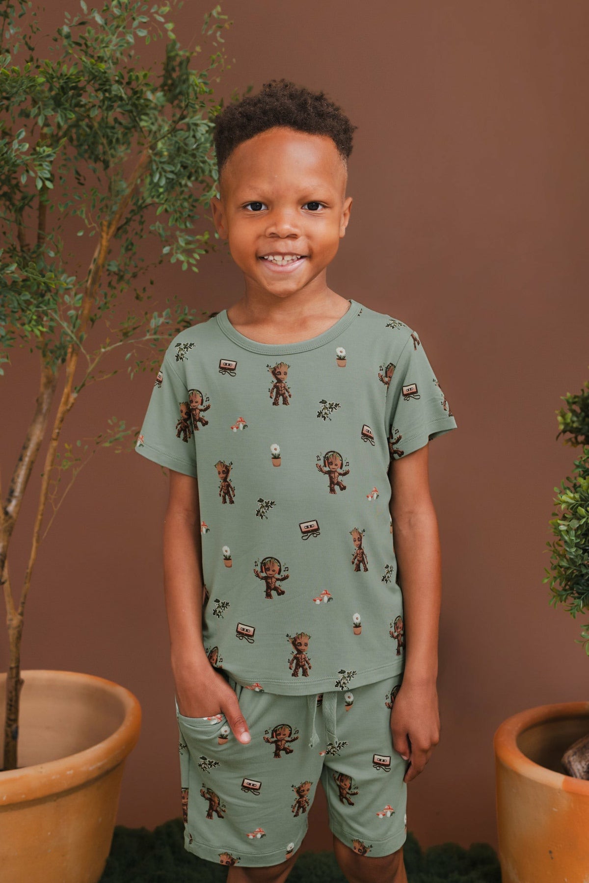 Toddler Basic Tee in Groot | Kyte Baby