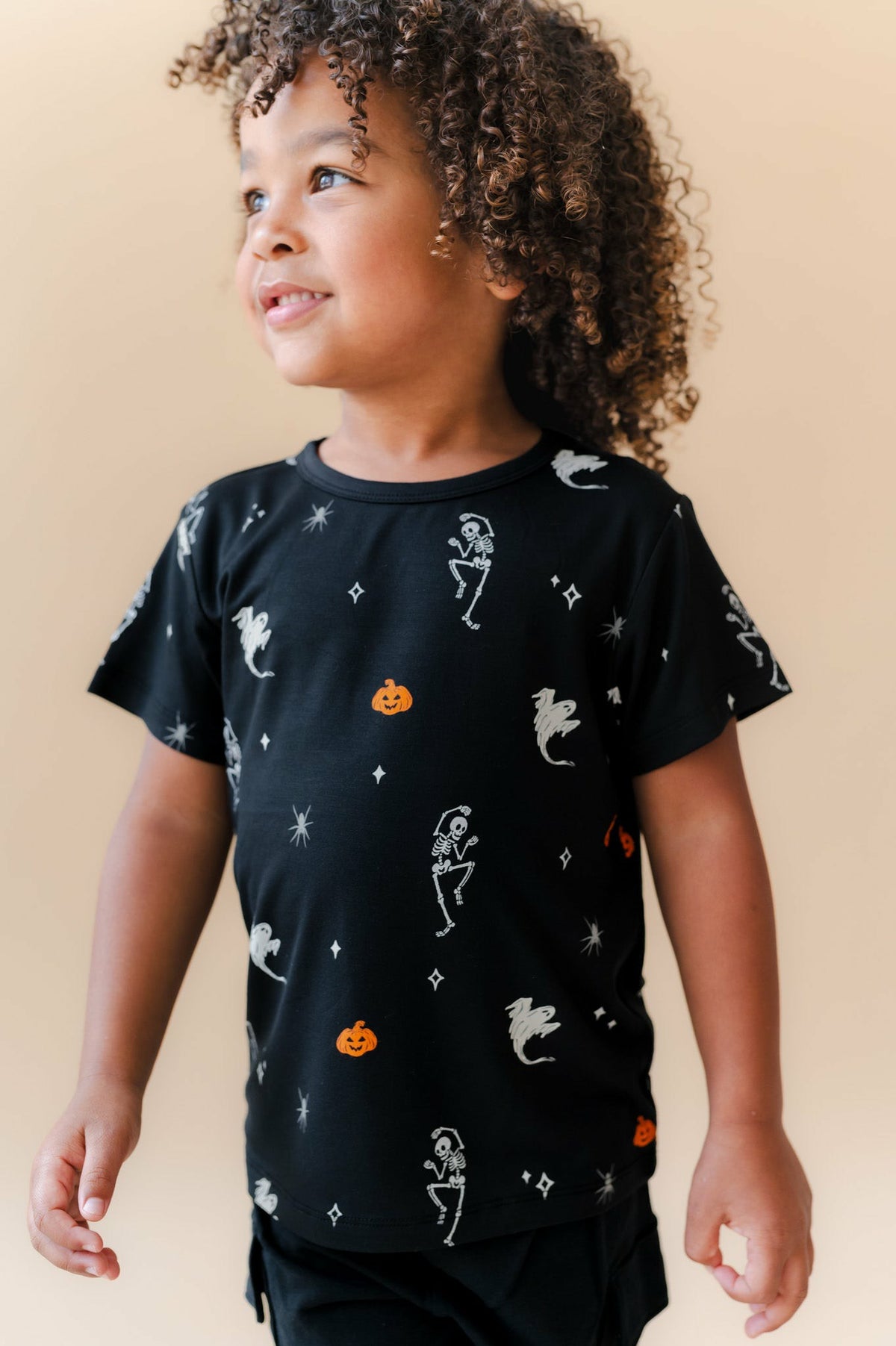Toddler Basic Tee in Halloween Friends | Kyte Baby